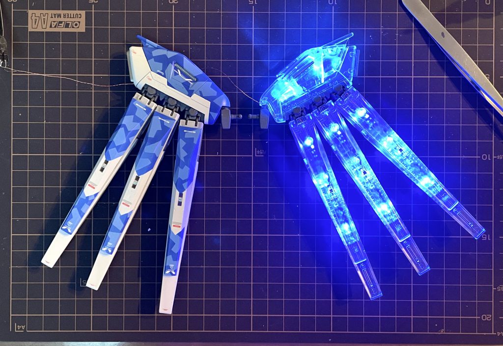 フィンファンネルです。デカールはキット付属のものをアレンジして貼っています。