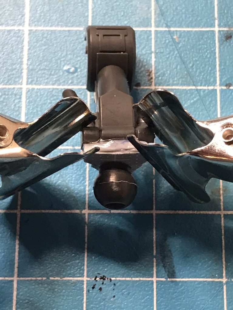 胴体延長。あと地味にシャープ化したりしてます。