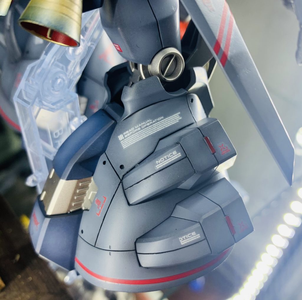 スジボリと丸モールド追加で脚まわり遊んでみましたー