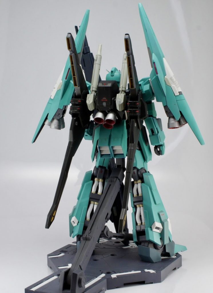 この頃はベースにも一手間かけて頑張っていました