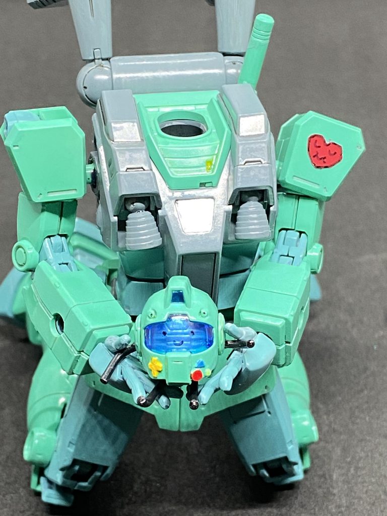 体も用意したので、クールなモビルスーツに合体だーっ！