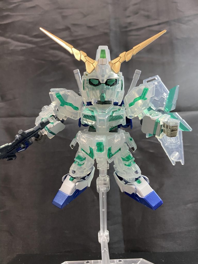 1番くじで当たったユニコーンのソリッドクリア開封してみたら結構肉抜きとシールが多いなと！