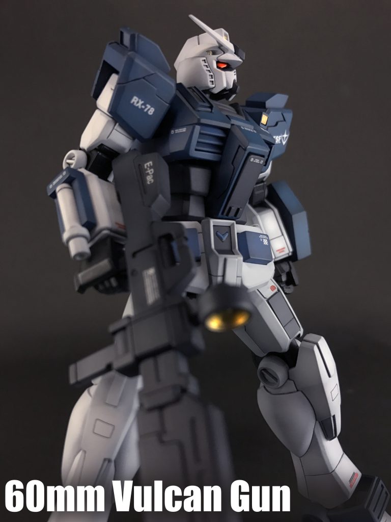 頭部に2門搭載される、ミサイル迎撃用途の頭部カートレス・バルカン。初期型の本機は電子戦を想定していない為、頭部の仕様は通常の「RX-78」と同一の仕様となっています。