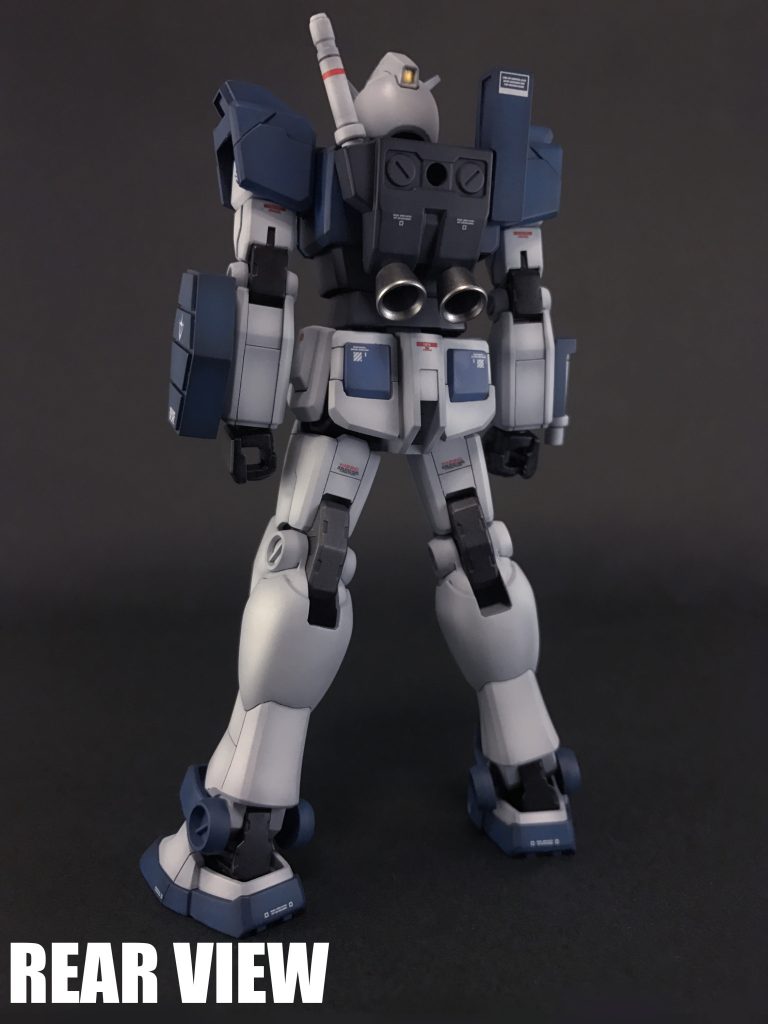 ランドセル部分はパテを用いて、「大河原ガンダム」らしい¨のっぺり¨とした形状に変更、バーニア部分は切り落とし、別パーツと交換しました。