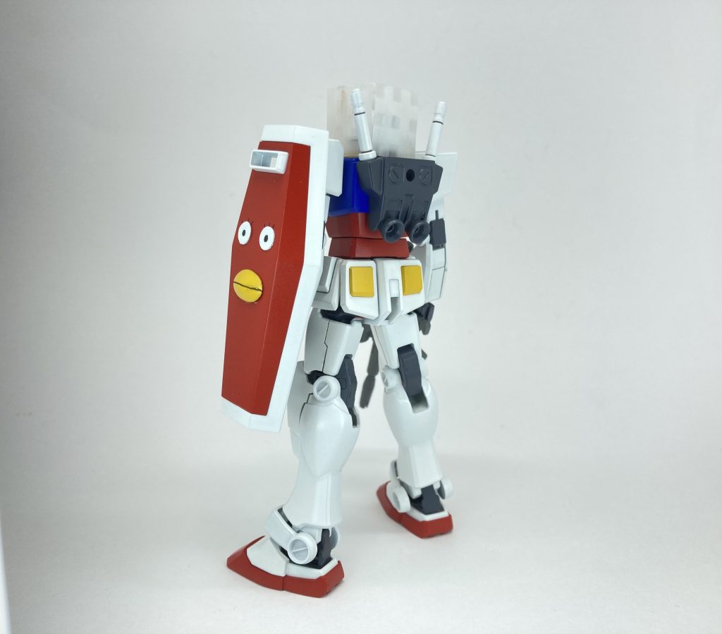 ランドセルのバーニアも、元は変な出っ張りがあり見た目が悪かったので、適当なジャンクパーツに置き変えて見栄えをよくしてます。 