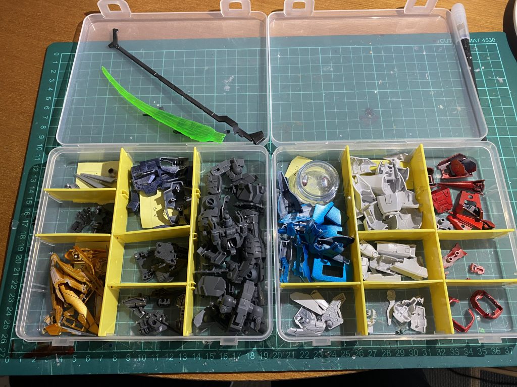 塗装後パーツこの時は気づいて無かったけど、バスターシールドの配色間違えてました