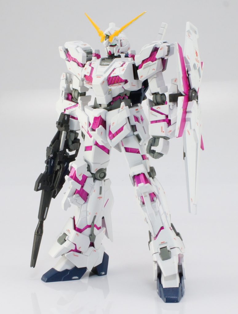 今見たらよくこれだけデカールを貼ったなあと思います。