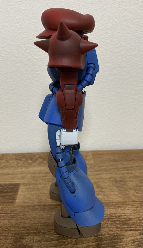 横の立ち姿の方がマリオっぽさが出ますね。