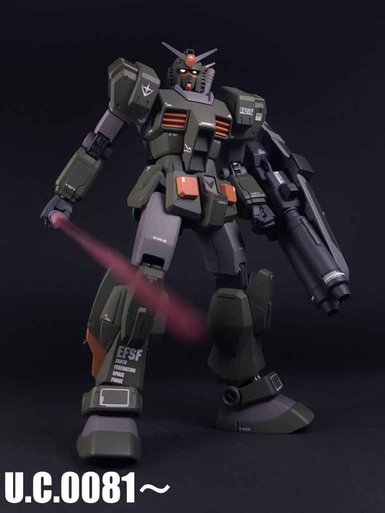 一年戦争後、宇宙世紀0081年頃の状態、7号機のライフルとシールドを装備しています。戦後の軍縮で一般的な武装へ、U.C.0081時の標準仕様です。