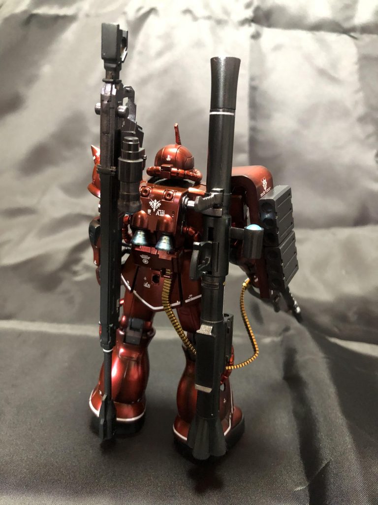 HGシャア専用ザクⅡ–4枚目/制作者：T.a.k.a