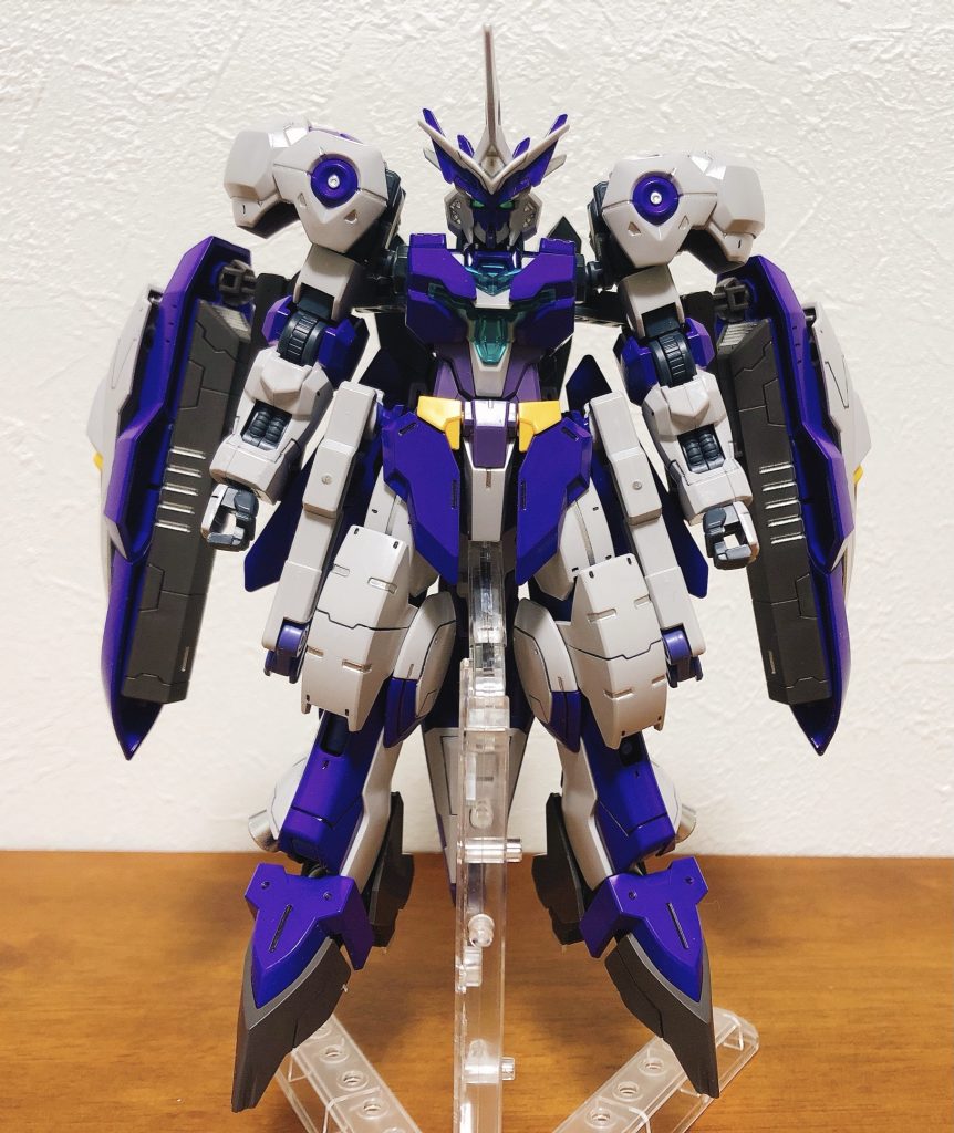 アーマー装着！キマリスヴィタールは機体が青っぽい色だったので、統一感を出すため紫は塗装しております。 