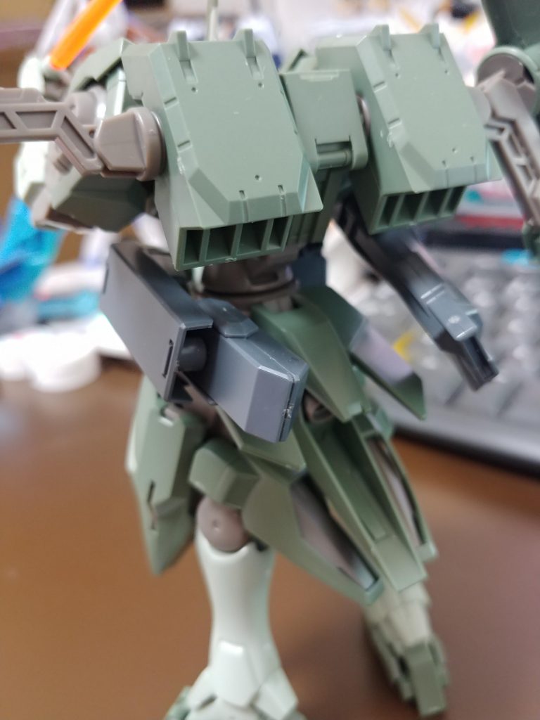 後ろへバァァァアアルカン!以上、制作途中とボツ装備でした。