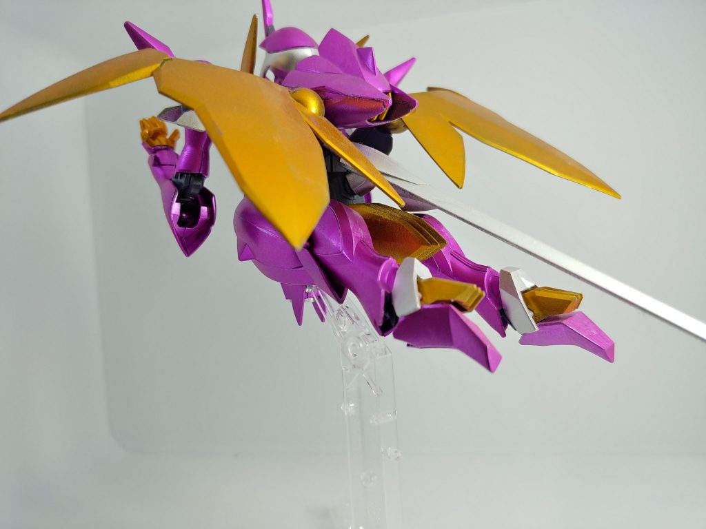 フライトモードを後ろから。フィンを塗り分けしたので背面が美しくなったと思います。ちょっとでもエレガントだと思ったら、いいねよろしくお願いします!