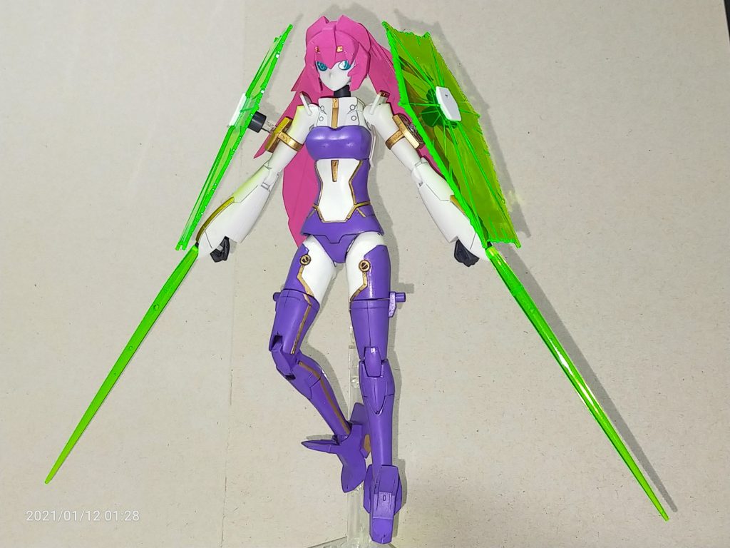  ダブルビームシールド&サーベル蛍光グリーンがすごく映える