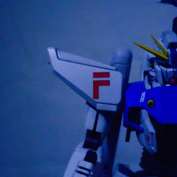 光る風の中 ガンダムF91