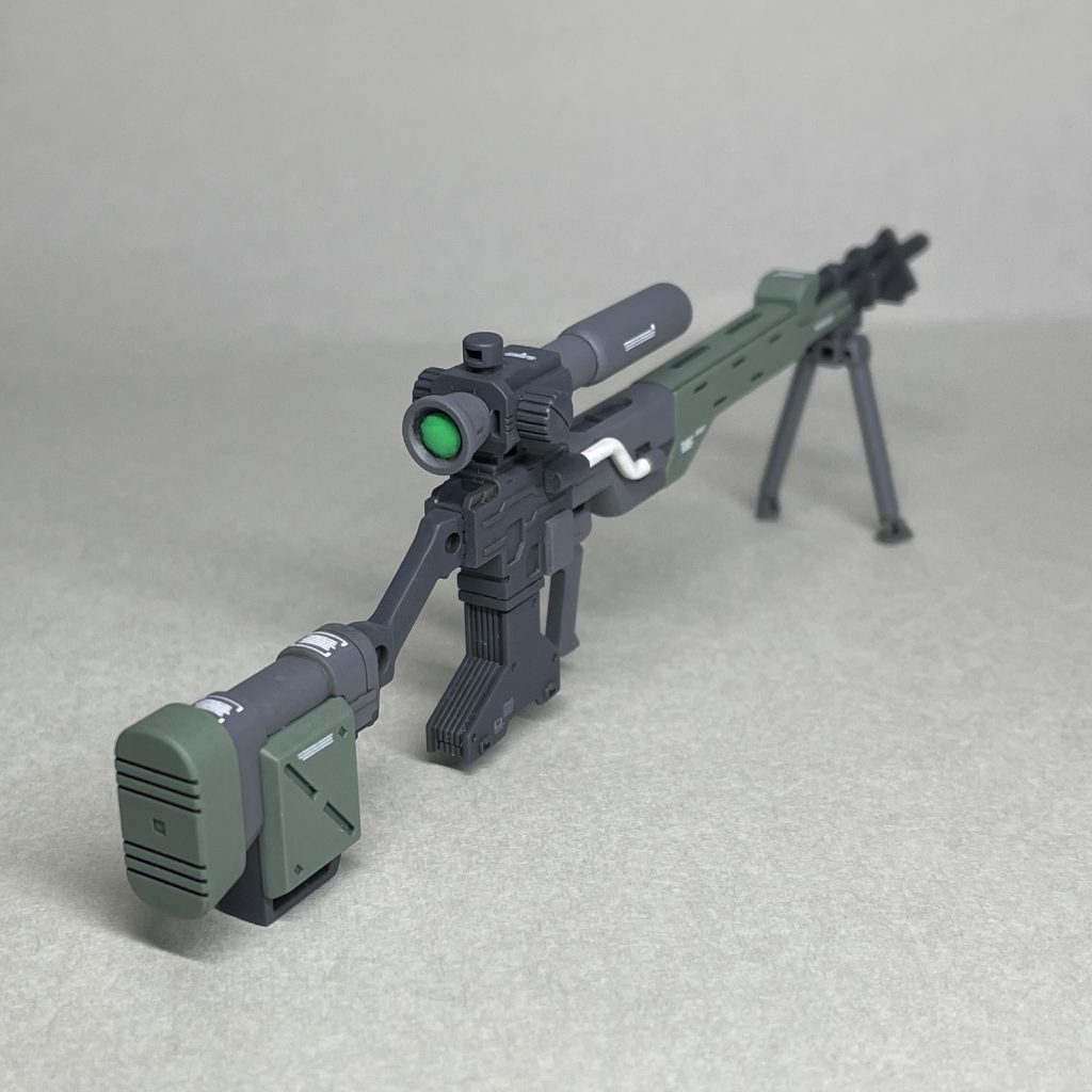 　ライフルに使われているパーツの機能や素材を設定確認、推測し、それに合った塗り分けができればいいのですが、銃の知識は無いので、見栄えのしそうな感じに塗り分けました。