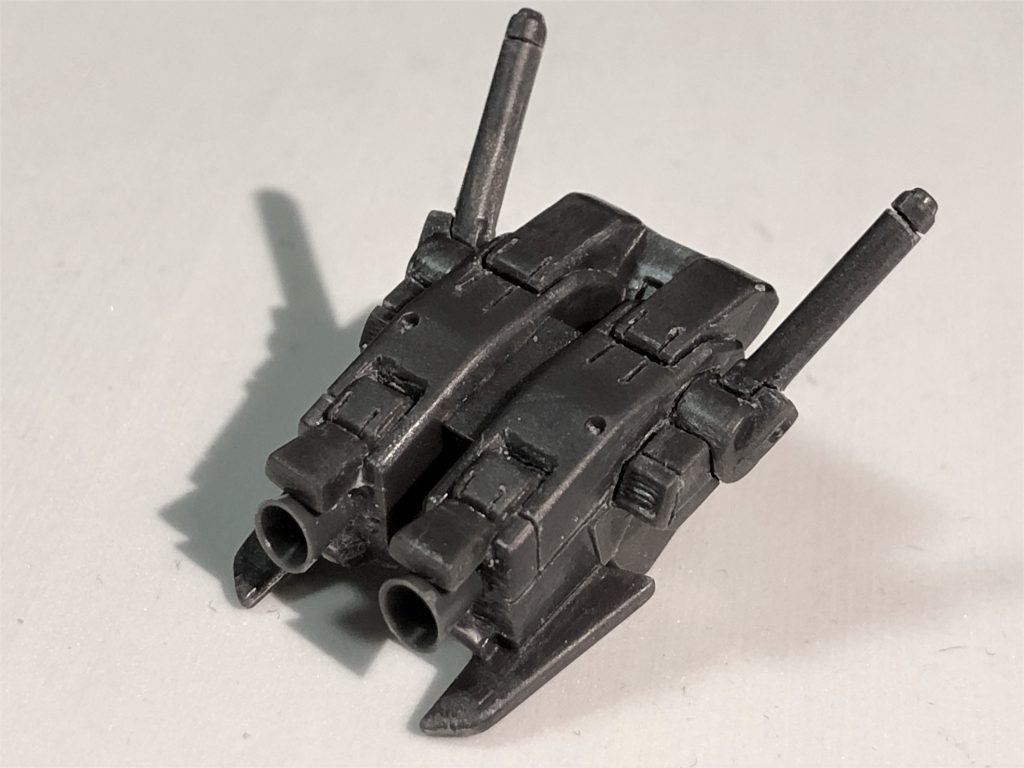 バックパックのバーニアを交換しました。バックパックの裏もパテで埋めてます。