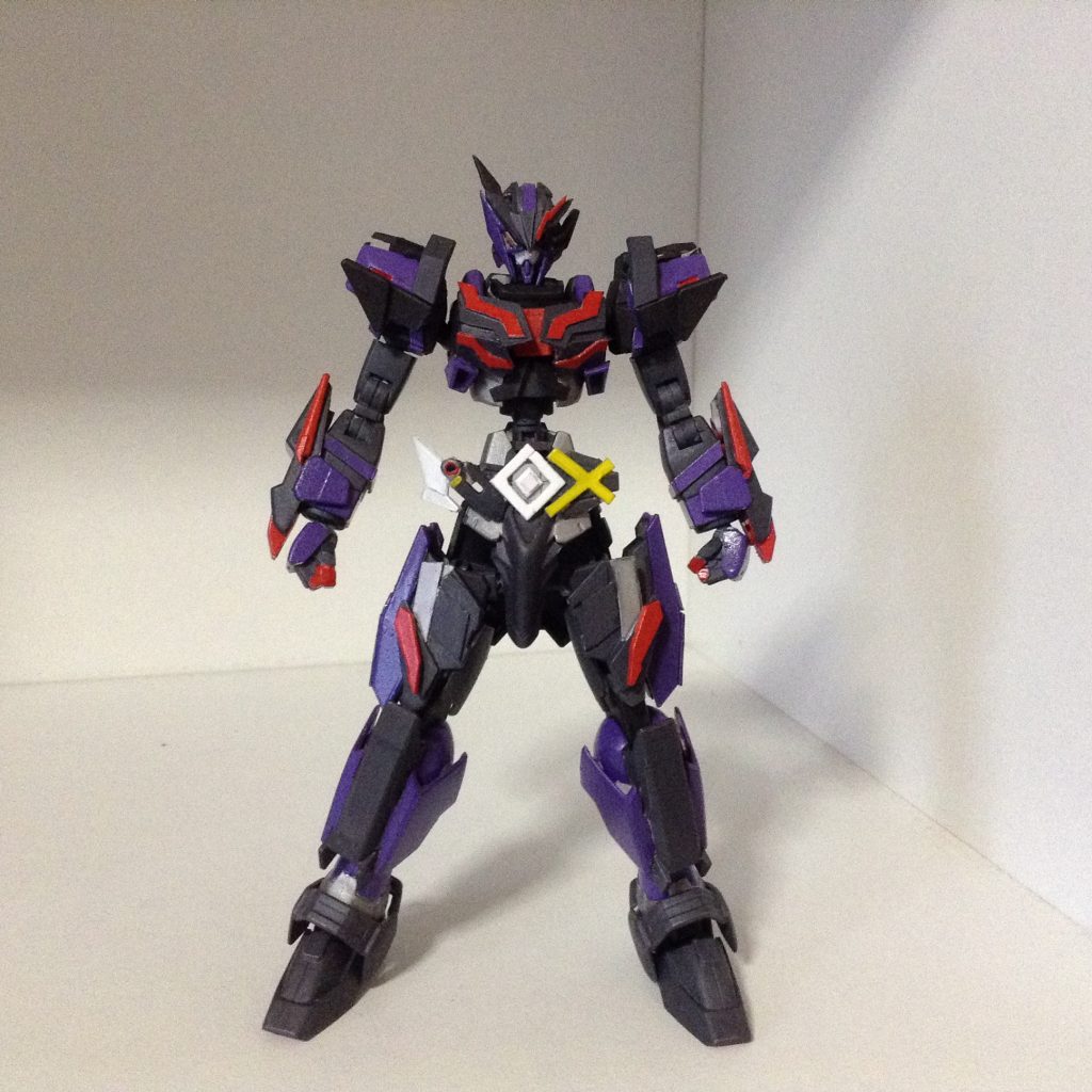 元々はスターバーニングガンダムだったんですが・・原型留めてないです💦 