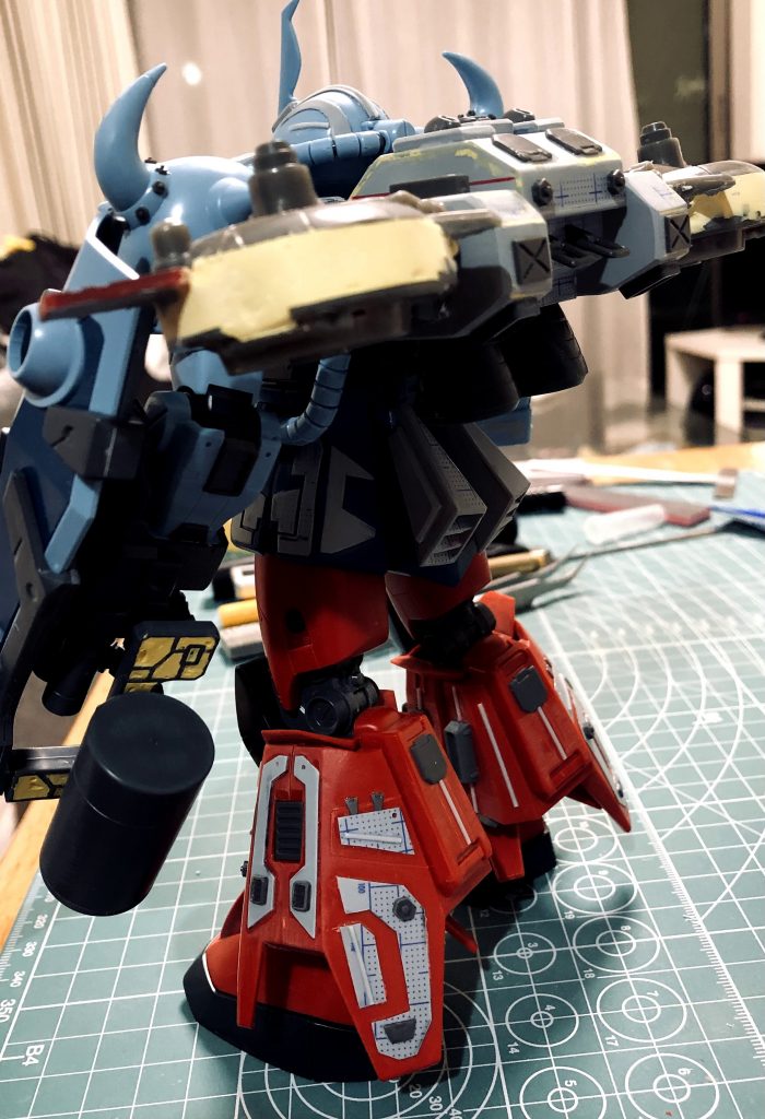 高機動型ザクとミキシングしたり、プラ板工作でフライングユニット作成したり楽しく製作できました。