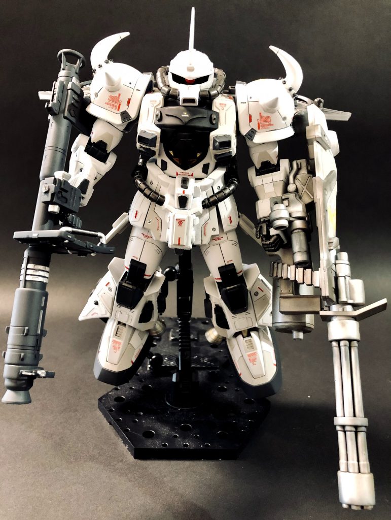 サーベルにしようかと色々と悩みましたが、結局モリモリに重装備になってしまいましたwww