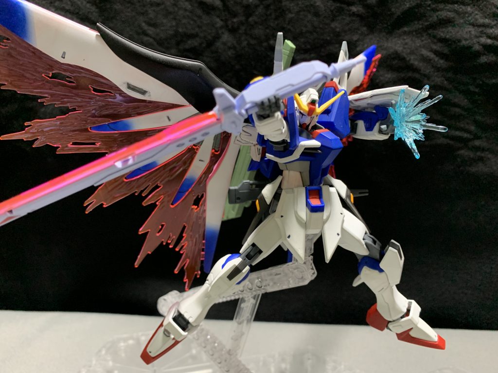 商品パッケージのポーズも再現できます。