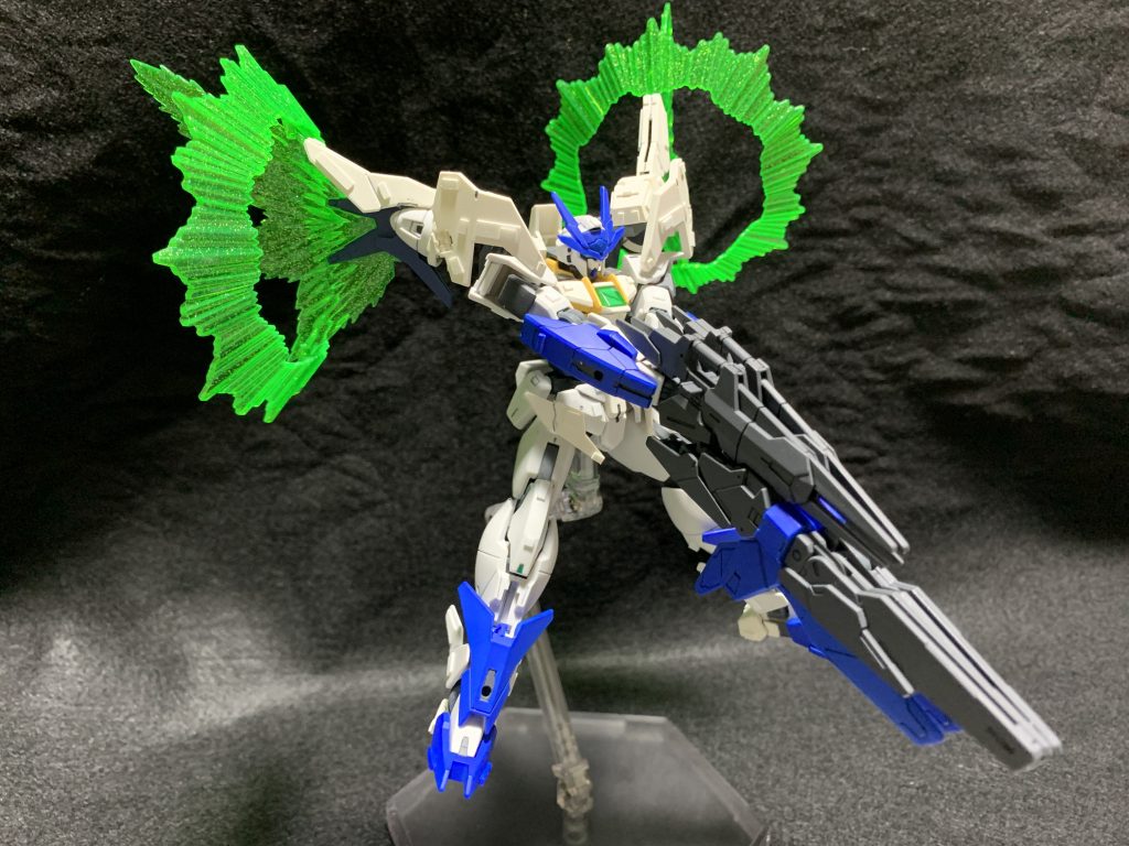 合体ライフルと光の翼で違和感が全く無い最大出力射撃も