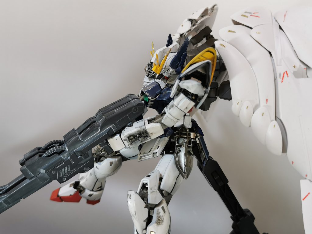 シェルターシールドは張っているな？シェルターは完璧なんだな？…了解した。 