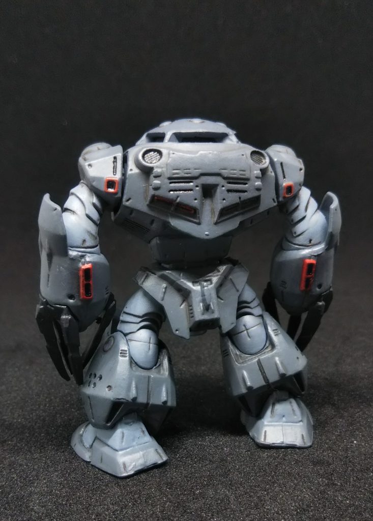 塗装の省略されていた
赤い部分を追加塗装してます。