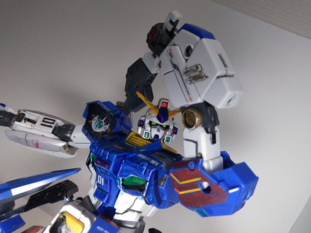 チェーンソードでMGエクシアの腰のソードです