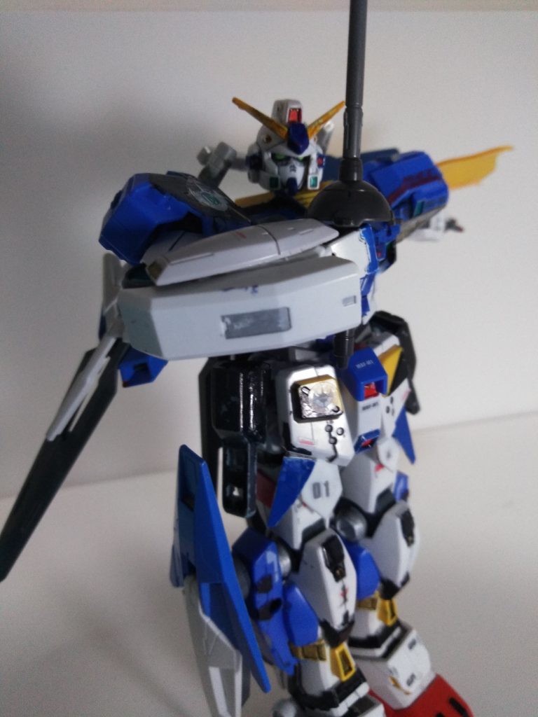 スピア妄想設定素体では粒子タンクを使い3秒ほどだがトランザムが使えるが、近距離仕様は脚部についた大型粒子タンク×2により通常より長いトランザムが使用できる。