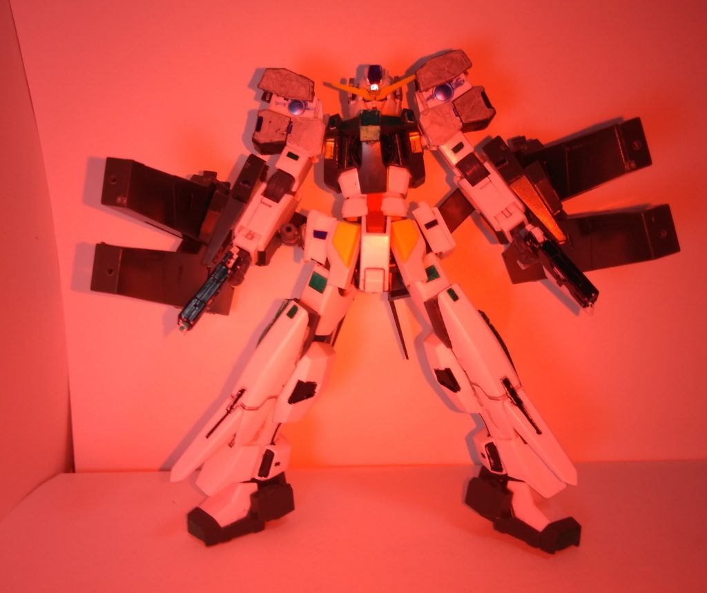 トランザム&狙撃モードでセンサー部分が壊れやすいので普段は隠しているらしいです