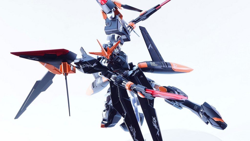 カラーリングはただ単に自分の好みです。
好きなんですよね。黒オレンジ。
あんまり真っ黒にならないように、各所にグレーを入れましたが、正直わかんないっすね。
後、名前ともども非常に厨臭い。
イタタタ。