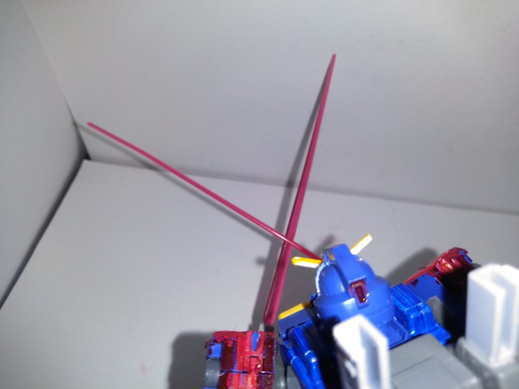 ビームサーベル一本なくしたのでage1のを使用しています