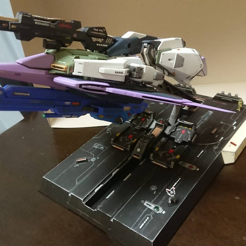 実はカタパルトデッキが欲しくて買ったんです。