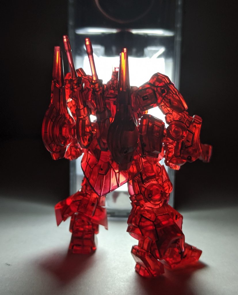 オマケ 無理やりですが、レアカラー版に光を当てるとこんな感じ。