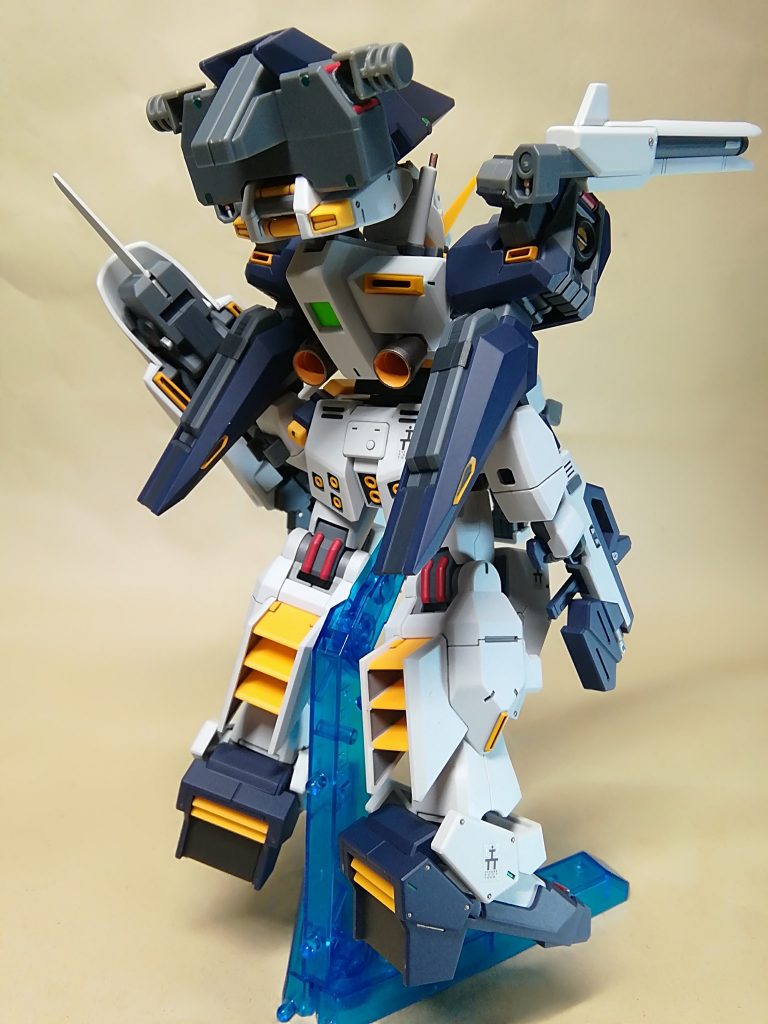 何体作ったか数えるのも面倒なヘイズル然とした後ろ姿も飽きがきません  