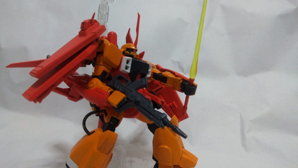 76mm重突撃銃&ビームサーベル抜刀