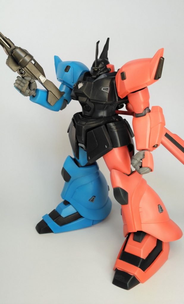 実のところ工作もかなり施しています。胸のボリュームアップや股間軸の移動、握り拳の改修等。