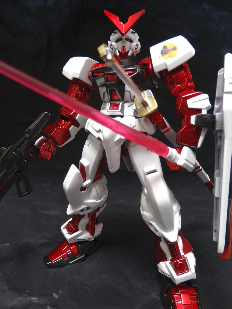 ガンダムアストレイレッドフレームの武装は下記の通りです。■イーゲルシュテルン■ビームライフル■ビーム・サーベル■シールド■ガーベラストレート