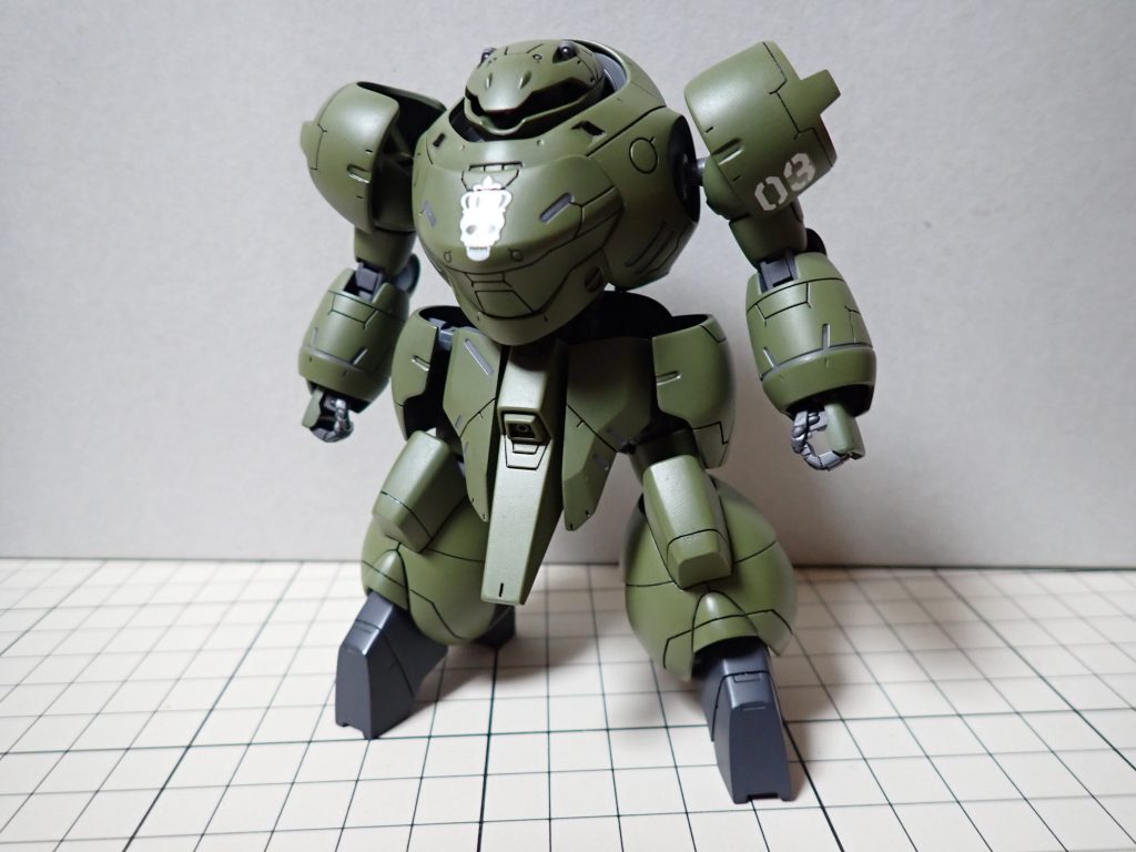 基本塗装　ダークグリーン　　クレオス513ジャーマングレー(下地) → クレオス511ロシアングリーン　グレー　　クレオス37グレーバイオレット+ブラック　ブラック(つま先)　　ブラック+ホワイト