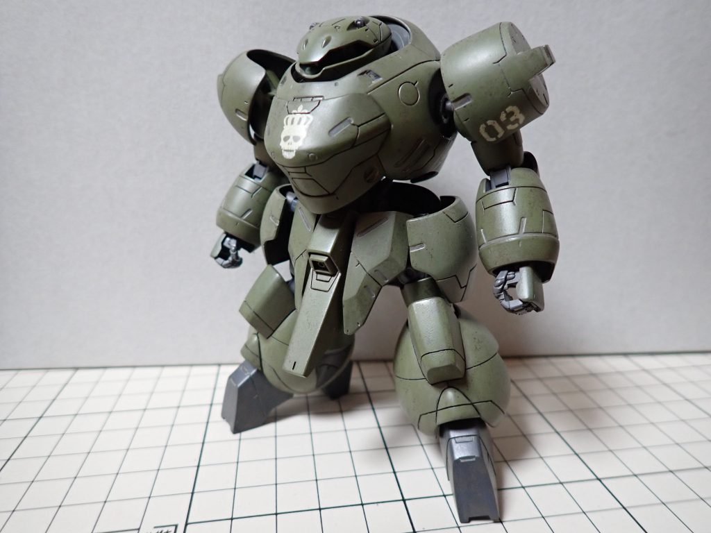 スポンジチッピング　タミヤエナメル　　レッドブラウン+フラットブラック+フラットホワイト