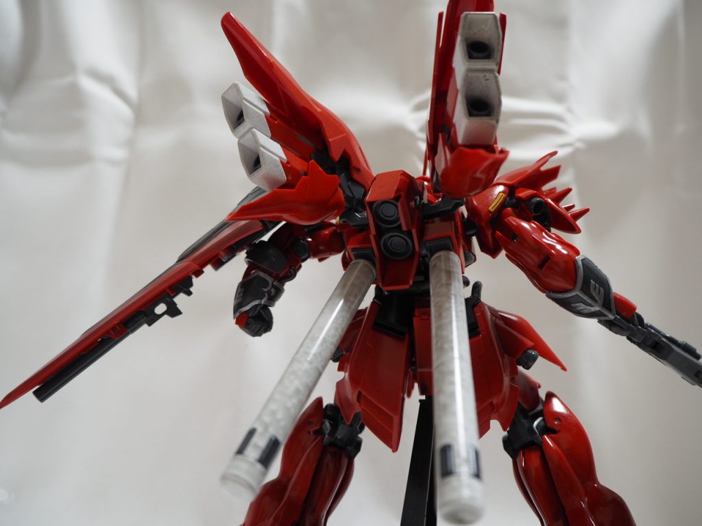 シナンジュの後ろ姿いいですよね?異論は受け付けない