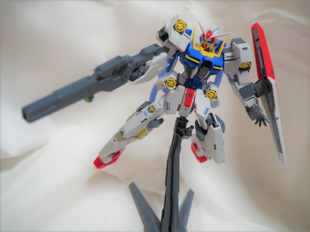 ライフルを構えて。