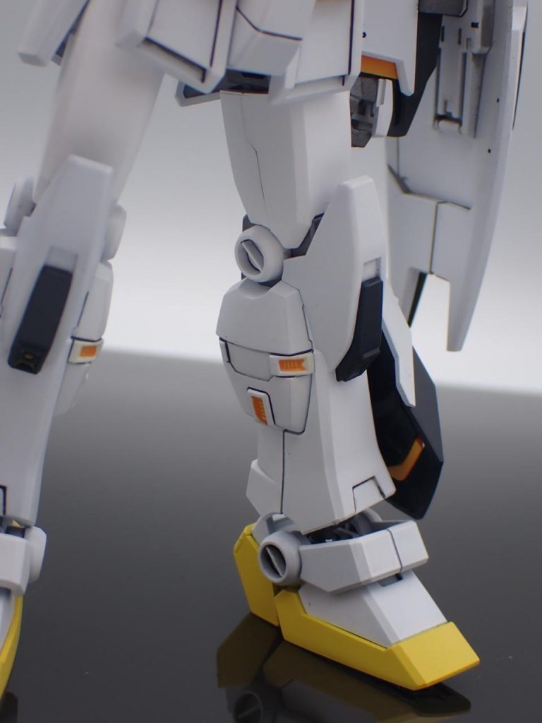 脚のダクト？部は少し塗り分け