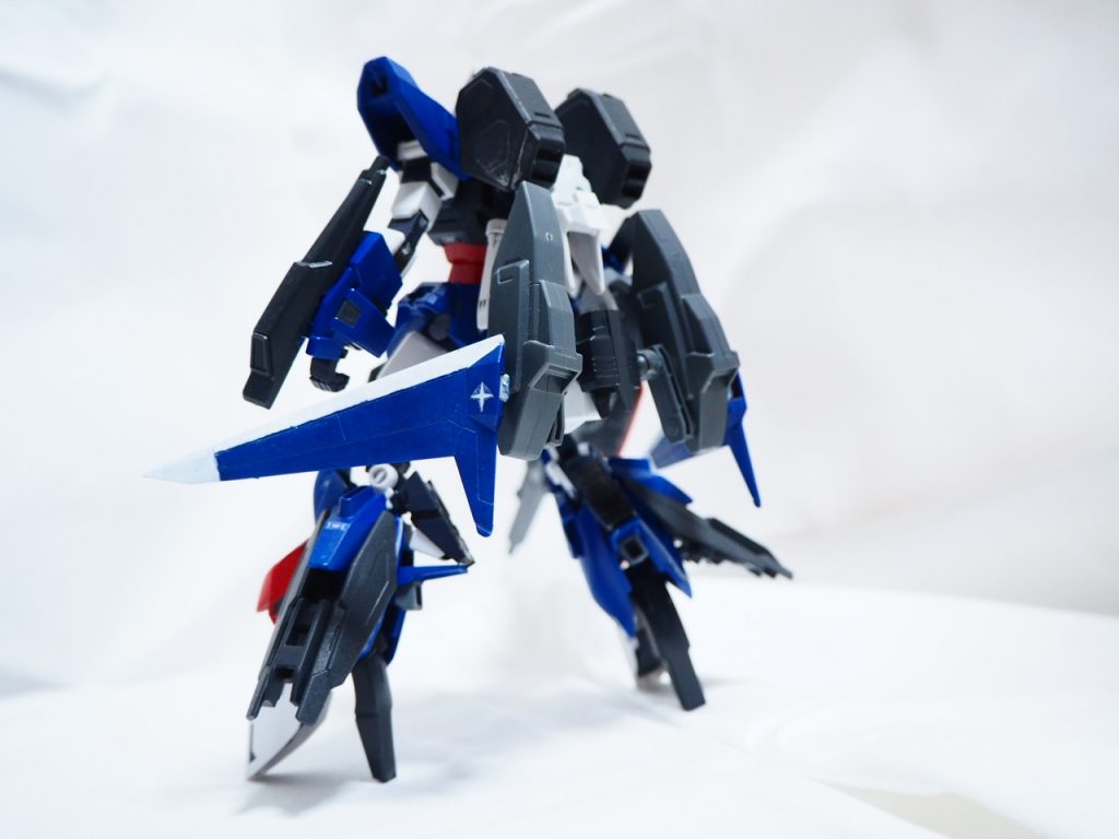 後ろピンヒール・腰のウィングが特徴。好きな要素を詰め合わせました。