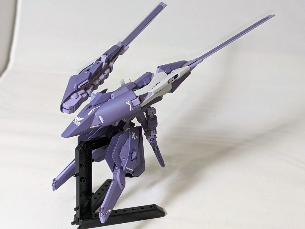 10Sってデカールを貼った後に調べたら、これフル・フロンタルの番号なんですね。