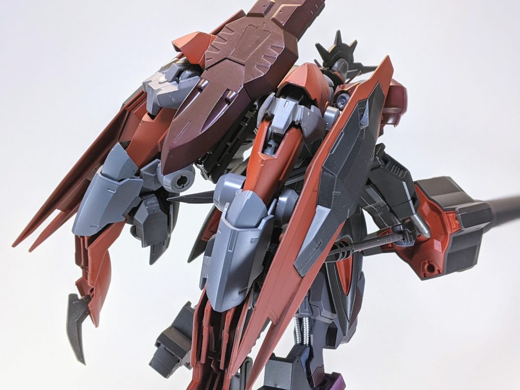 後ろから見るとこんな感じです。