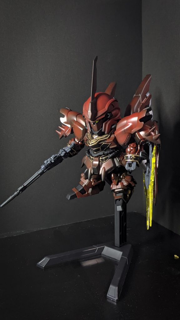 サーフェイサー1500ブラックを下地にイタリアンレッドで塗装エングレービング部分も全て全塗装にて仕上げました！