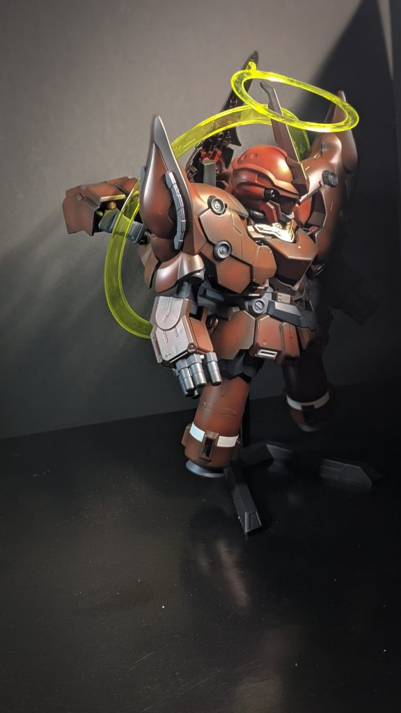 写真ではサイズ感が分からないですが、SD・BBにしては凄く大きいです笑HGで販売されているネオジオングだと、きっと半端なく大きいんでしょうね笑笑