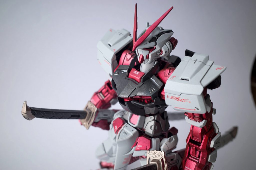 黒パーツは黒鉄色。白はいつも通りグレーサーフェイスにグランプリホワイトの薄吹き。（これ真白より好きなんだけどそろそろちゃんとした白も塗らねば・・・）